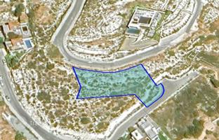 Land plot 1,192 m² in Agios Tychonas for 900,000 €
