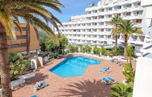 2-bedroom apartment 76 m² in Playa de las Americas for 395,000 €