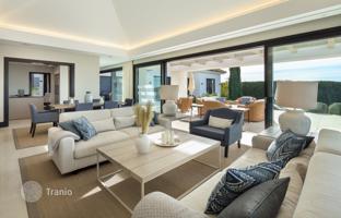 5-bedroom villa 581 m² in Nueva Andalucia for 4,295,000 €
