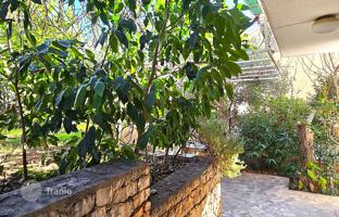 7-bedroom house 221 m² in Split-Dalmatia County for 700,000 €
