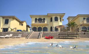 4-bedroom villa in The Palm Jumeirah for $10,500 per week
