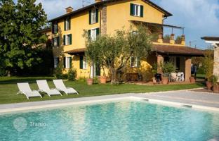 6-bedroom villa in Pietrasanta for 2,900,000 €