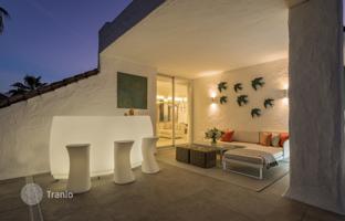 4-bedroom apartment 211 m² in Puerto Banús for 2,300,000 €