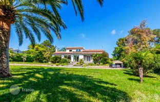 5-bedroom villa in Mougins for 2,190,000 €