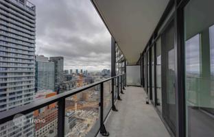 5-bedroom apartment in Peter Street for C$1,167,000