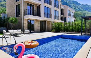 4-bedroom villa 223 m² in Budva city for 738,000 €