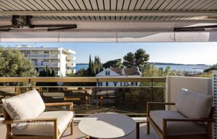 Spacious turnkey apartment with parking spaces in the center of Cannes, France for 1,980,000 €