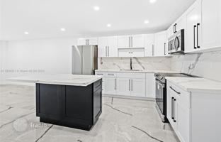 1-bedroom apartments in condo 56 m² in Miami for $350,000