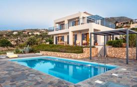 Designer villa with sea views and a pool in Kokkino Chorio, Crete, Greece for 835,000 €