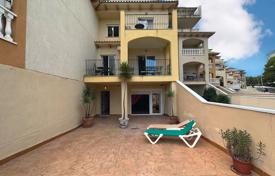 Furnished townhouse overlooking garden, park and forest, Alicante, Spain for 155,000 €