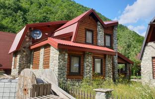 6-bedroom house 150 m² in Kolašin for 204,000 €