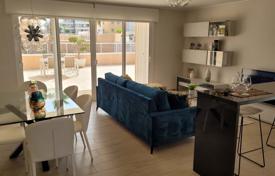 Three-bedroom apartment in Pilar de la Horadada, Alicante, Spain for 470,000 €