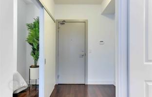 2-bedroom apartment in Old Toronto for C$941,000