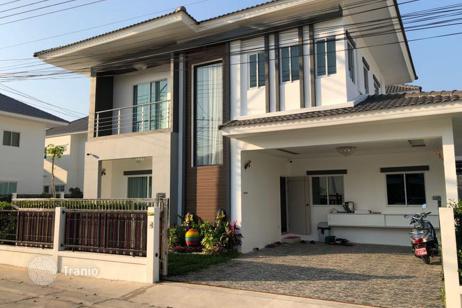 4 Bedroom House In Village In East Pattaya