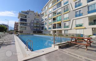 3-bedroom penthouse 165 m² in Konyaalti for 16,658,000 TRY