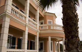 Spacious villa in a classic style with sea views, Corfu, Ionian Islands, Greece for 1,900,000 €