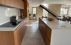 6-bedrooms detached house in Tourrettes-sur-Loup, France for 2,100,000 €