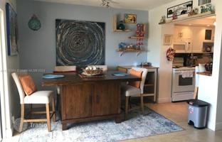 1-bedroom apartments in condo 70 m² in Hollywood for $540,000
