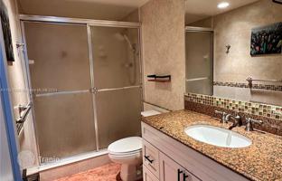 2-bedroom apartments in condo 140 m² in Collins Avenue for $549,000