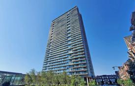 Apartment – The Queensway, Toronto, Ontario,  Canada for C$918,000