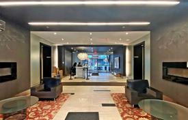 Apartment – The Queensway, Toronto, Ontario,  Canada for C$963,000