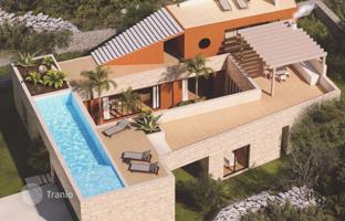 Land plot 1,523 m² in Sibenik-Knin for 305,000 €