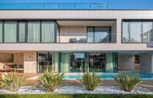 4-bedroom house 320 m² in Porec. Price on request
