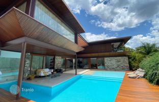4-bedroom apartments in condo 1,200 m² in Santana de Parnaíba for $4,600,000