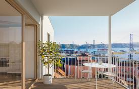 Comfortable apartment with a balcony in a residence with a parking, Lisbon, Portugal for 895,000 €