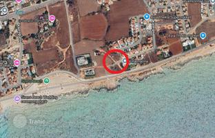 Land plot 2,221 m² in Famagusta for 1,520,000 €