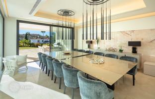 6-bedroom villa 966 m² in Nueva Andalucia for 6,990,000 €