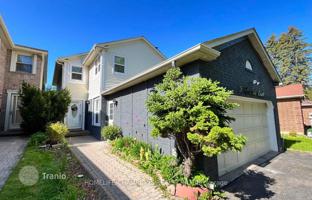 10-bedroom house in Scarborough for C$1,811,000