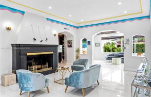 5-bedroom house 312 m² in Miami Beach for $3,295,000