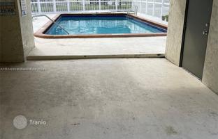 3-bedroom house 114 m² in Tamarac for $300,000