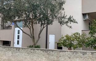 12-room house 300 m² in Vir for 650,000 €