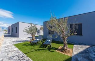 27-bedroom villa 1,000 m² in Zadar for 5,500,000 €