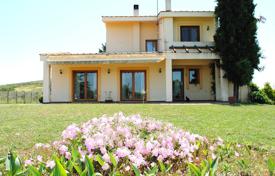 Comfortable villa with two verandas and mountain views, near the beach, Nea Moudania, Halkidiki, Greece for 530,000 €