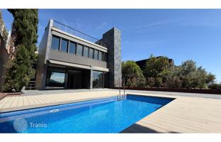 4-bedroom cottage in Barcelona for 3,490,000 €