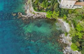 OPATIJA, LOVRAN — New — land for building a hotel and business center, 300m from the sea for 1,560,000 €