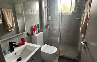 3-bedroom cottage 200 m² in Trimiklini for 1,000,000 €