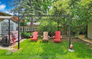 9-bedroom house in North York for C$1,677,000