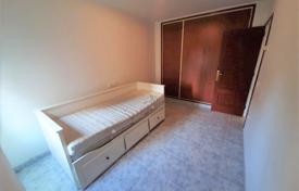 Sunny apartment with 4 bedrooms in the quiet part of Lloret de Mar for 180,000 €