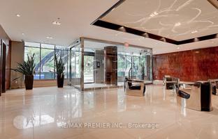 5-bedroom apartment in Fort York Boulevard for C$777,000