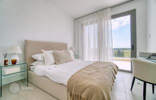 2-bedroom penthouse in Limassol for 405,000 €