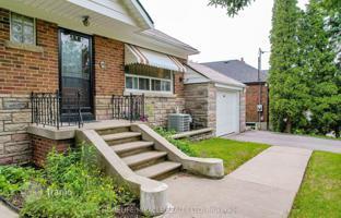 8-bedroom house in Scarborough for C$1,722,000