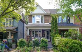 Terraced house – Old Toronto, Toronto, Ontario,  Canada for C$1,186,000