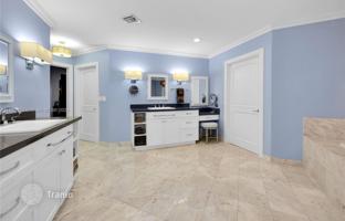 4-bedroom house 293 m² in Coral Gables for $2,895,000