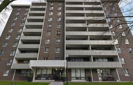 Apartment – Logan Avenue, Toronto, Ontario,  Canada for C$684,000
