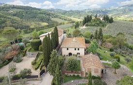 Historic high-quality villa with a guest house, a garage and gardens in a prestigious area, close to Florence, Italy for 2,300,000 €
