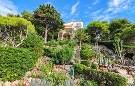5-bedroom villa 285 m² in Saint-Jean-Cap-Ferrat. Price on request